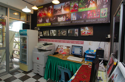 Ezaniphoto