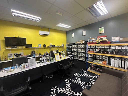 Fix Hub Teluk Intan - LCD, Screen, Battery, iPhone, & Android Phone Repair