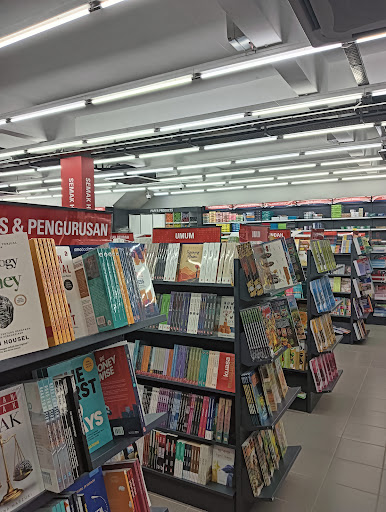SMO Bookstores Jelawat