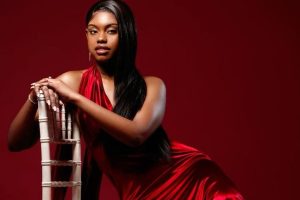 Riben Merah Studio Photography