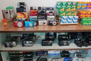 Kukun Studio | Film & Thrift (Film Gazing)