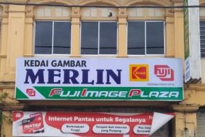 Pusat Foto Warna Merlin 6 Pusat Foto Warna Merlin