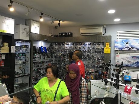 gearz pantai cenang outlets