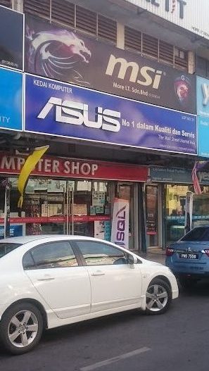 pusat komputer qasturie zs kangar